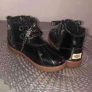 Toddler UGG low cut boots